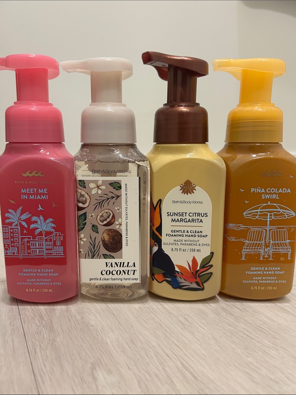 Bath & Body Works (NWT) Foaming Hand Soap Set of 4 #10—Various Scents